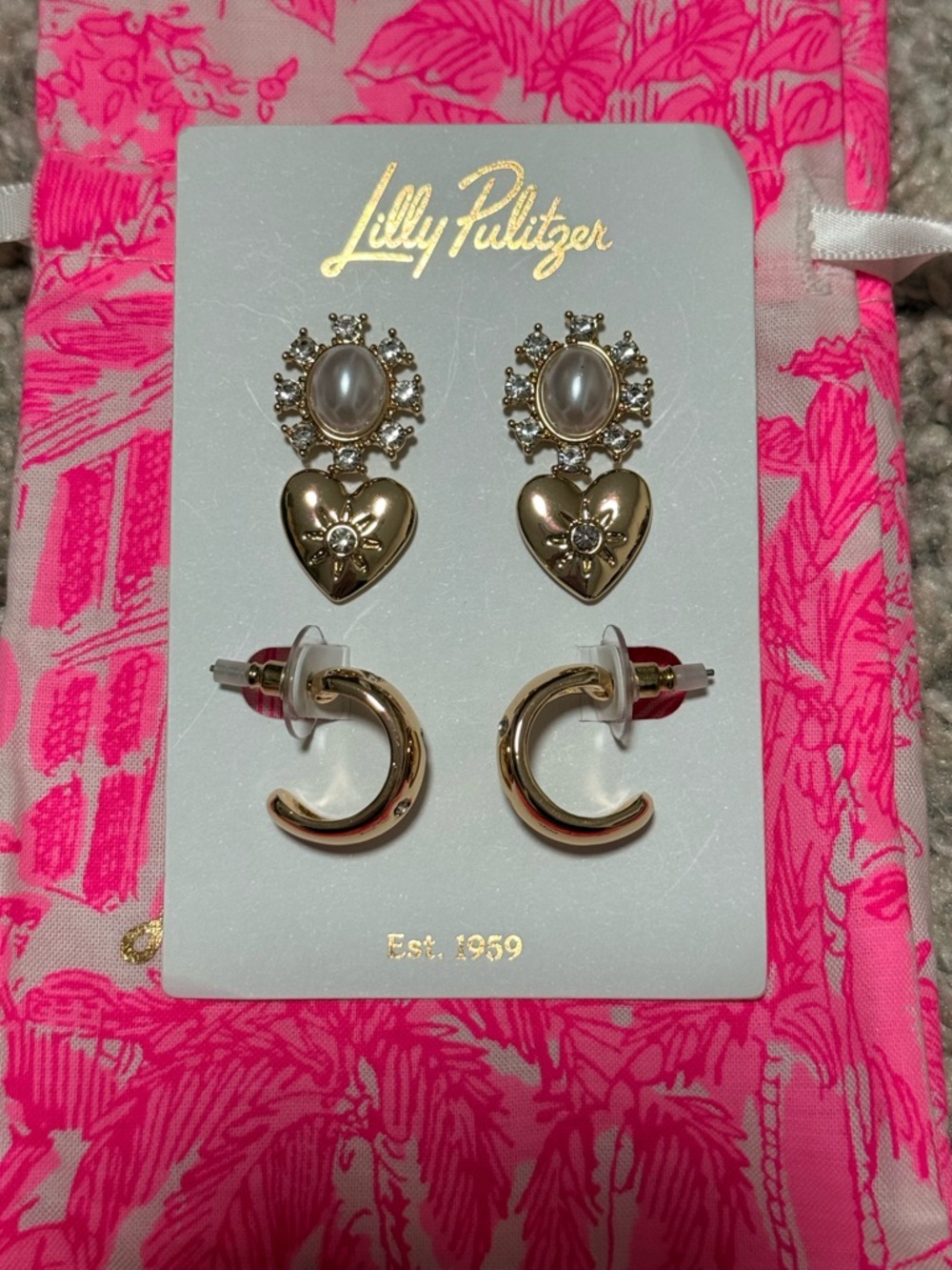 NWT Lilly Pulitzer Gold Spicy Socialite Earring Set of 3 - Picture 8 of 12